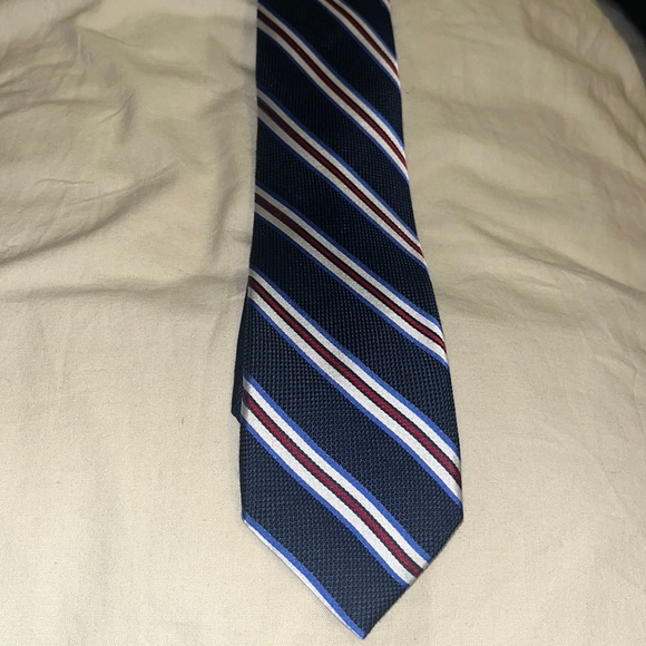 Tommy Hilfiger tie - Picture 1 of 2
